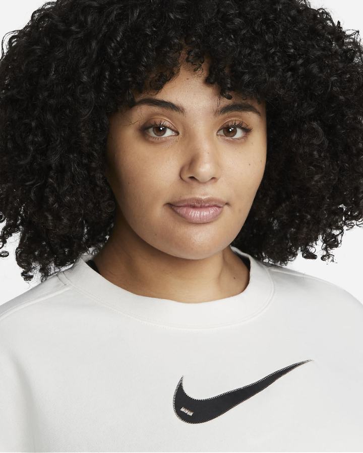 Camiseta Nike Sportswear Swoosh Short Sleeve Crop Top (Plus Size) Mujer Negras | PTZFJ-3762