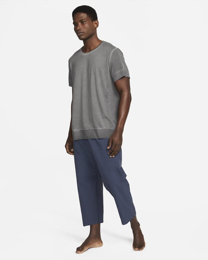 Camiseta Nike Yoga Dri-FIT Top Hombre Gris Oscuro | OXWSU-5672