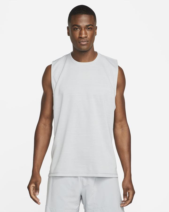 Camiseta Tirantes Nike Yoga Dri-FIT Energy Hombre Gris Claro | XZGDH-4760