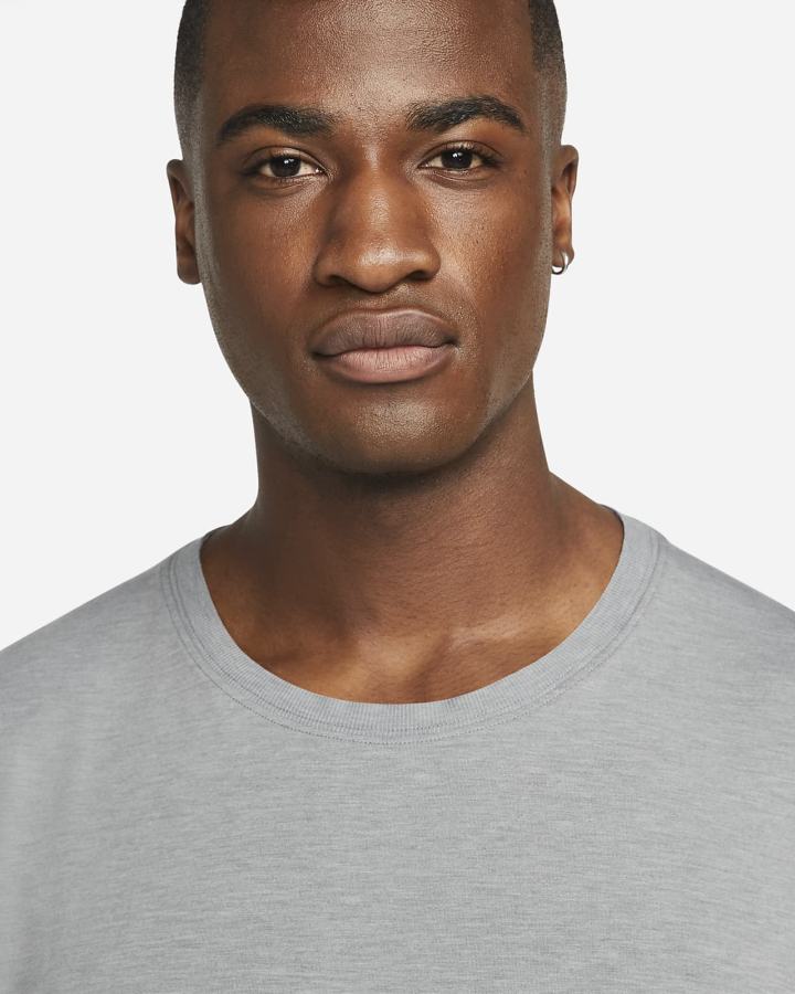 Camiseta Tirantes Nike Yoga Dri-FIT Hombre Gris Claro | WIBZD-5730