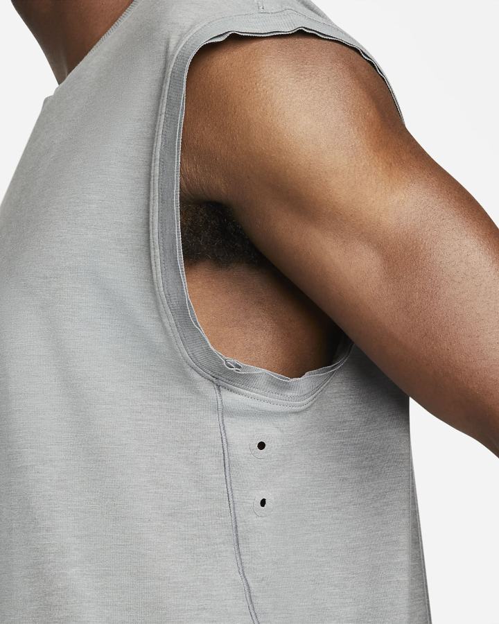 Camiseta Tirantes Nike Yoga Dri-FIT Hombre Gris Claro | WIBZD-5730