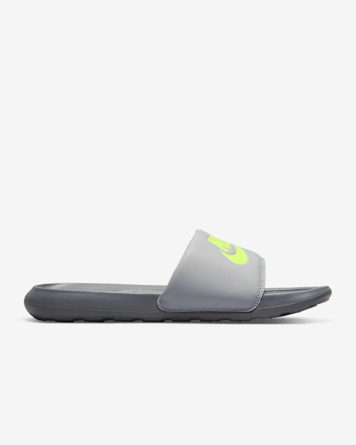 Chanclas Nike Victori One Hombre Gris | ZPTYI-6952