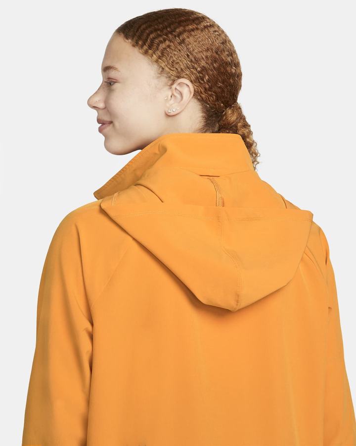 Chaquetas Nike Pro Dri-FIT 1/4-Zip Packable Training Cover-Up Mujer Amarillo Oscuro Blancas | JRCIU-1029