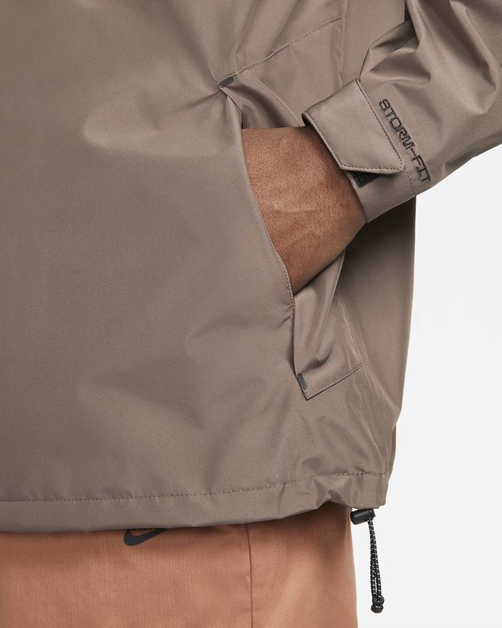 Chaquetas Nike Sportswear Storm-FIT Legacy Hooded Shell Hombre Marrones | CZYSK-9526