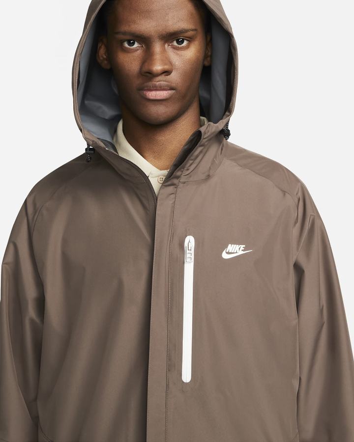 Chaquetas Nike Sportswear Storm-FIT Legacy Hooded Shell Hombre Marrones | CZYSK-9526