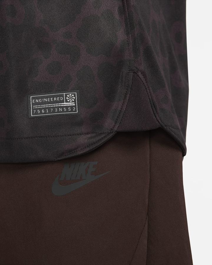 Jersey Nike Brazil 2022/23 Stadium Goalkeeper Dri-FIT Short-Sleeve Soccer Hombre Negras Burdeos Gris Amarillo | QJUZK-7489