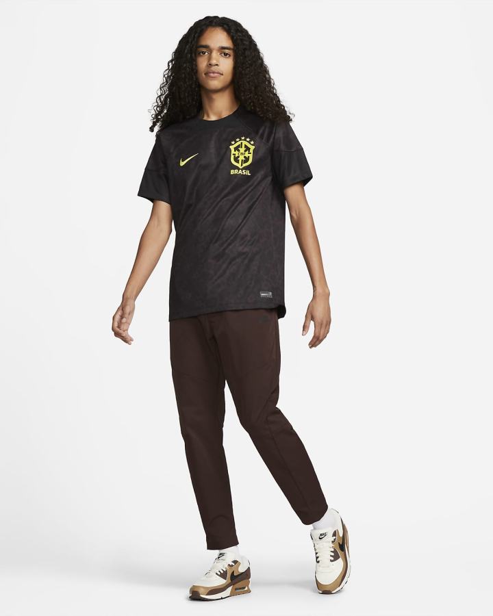 Jersey Nike Brazil 2022/23 Stadium Goalkeeper Dri-FIT Short-Sleeve Soccer Hombre Negras Burdeos Gris Amarillo | QJUZK-7489