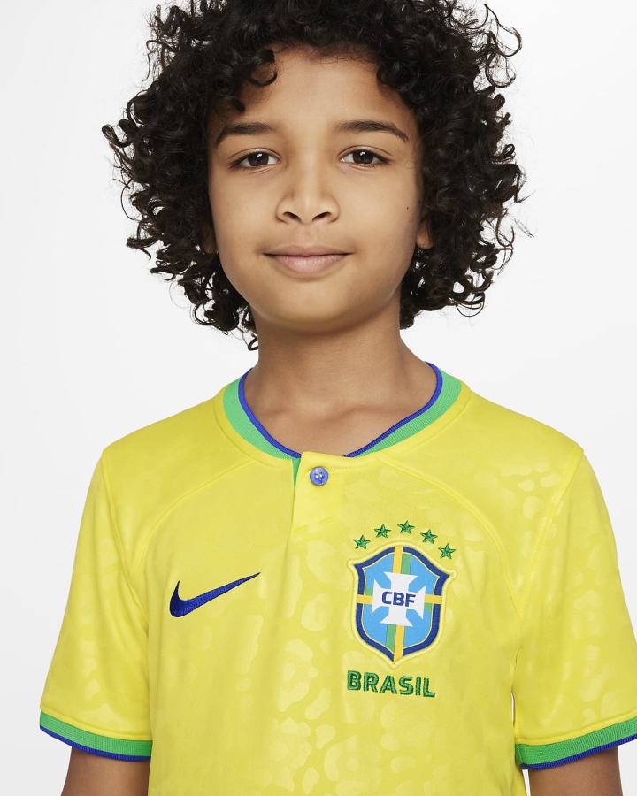 Jersey Nike Brazil 2022/23 Stadium Home Kids Dri-FIT Soccer Niña Amarillo Verde Azules | XIGPM-3802