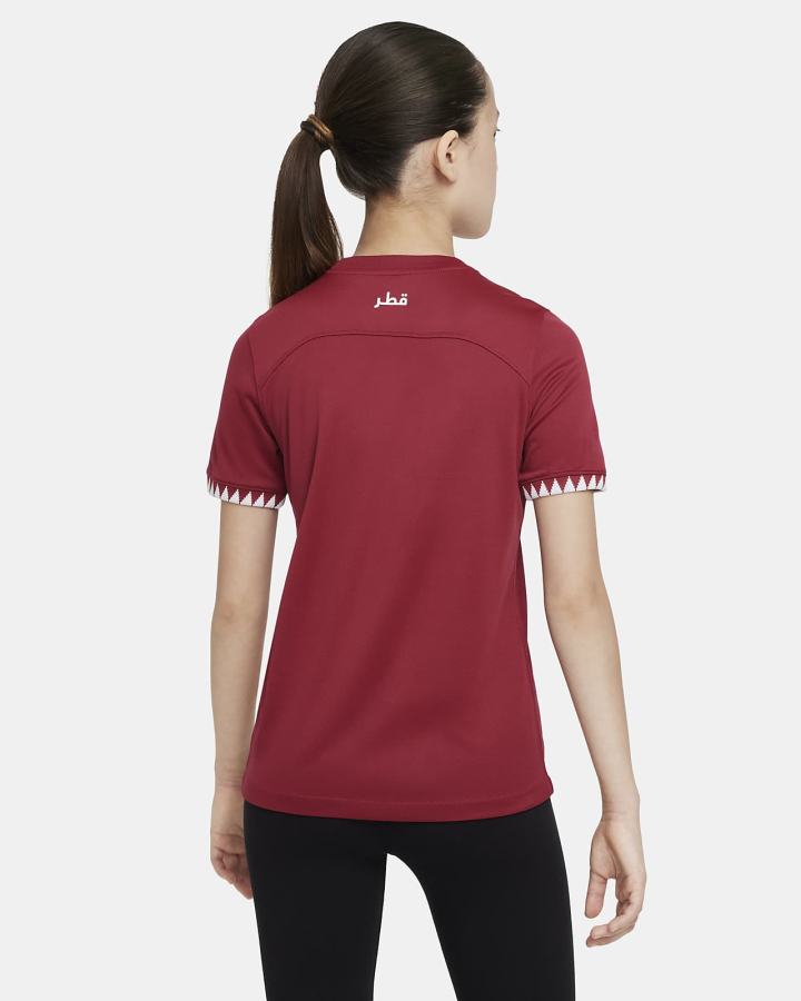 Jersey Nike Qatar 2022/23 Stadium Home Kids Dri-FIT Soccer Niño Burdeos Blancas | CRKSF-1957