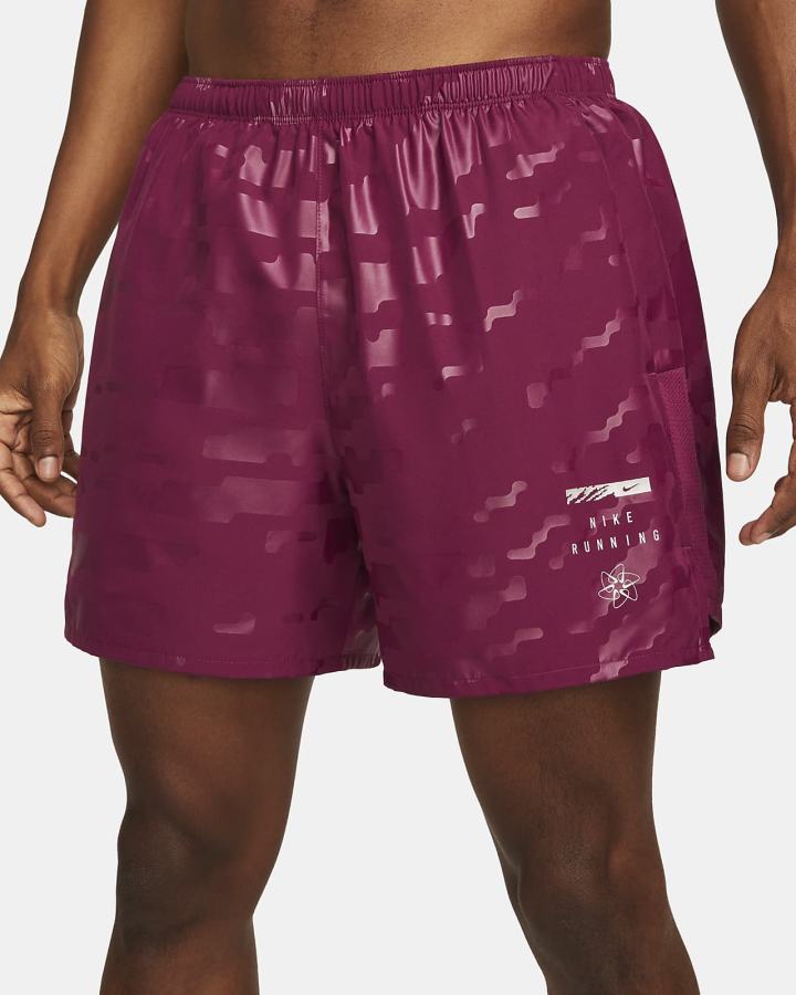 Pantalones Cortos Nike Dri-FIT Run Division Challenger Brief-Lined Running Hombre Burdeos | JOYUN-9164