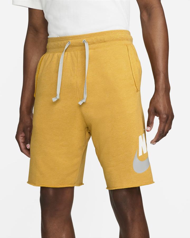 Pantalones Cortos Nike Sportswear Sport Essentials French Terry Alumni Hombre Amarillo | SPMOW-2907