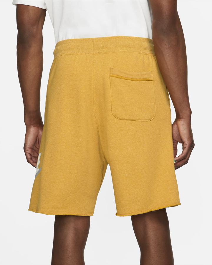 Pantalones Cortos Nike Sportswear Sport Essentials French Terry Alumni Hombre Amarillo | SPMOW-2907