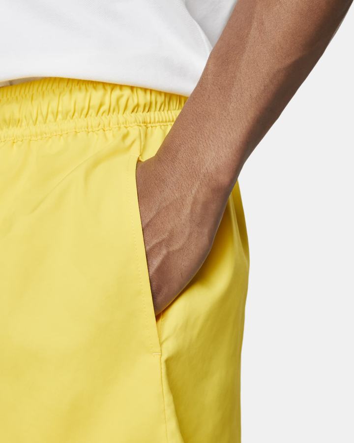 Pantalones Cortos Nike Sportswear Sport Essentials Woven Lined Flow Hombre Amarillo Blancas | YXLKH-2683