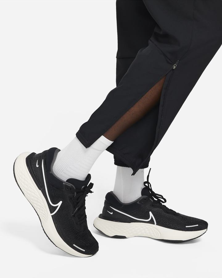 Pantalones Nike Dri-FIT Challenger Woven Running Hombre Negras | XHBUT-6809