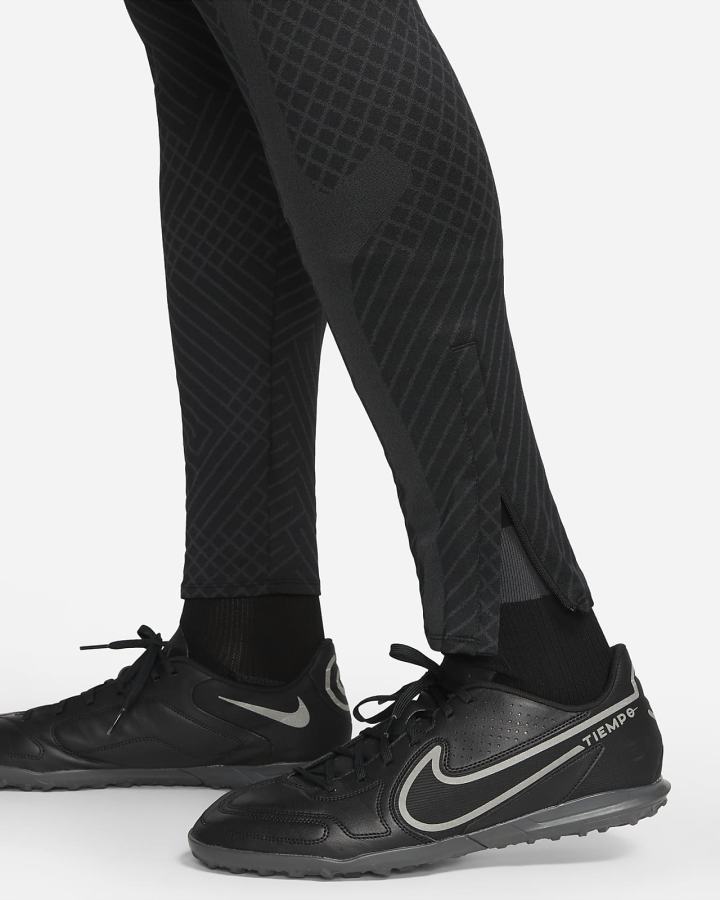 Pantalones Nike Dri-FIT Strike Soccer Hombre Negras Gris Oscuro Blancas | TXNPG-2983