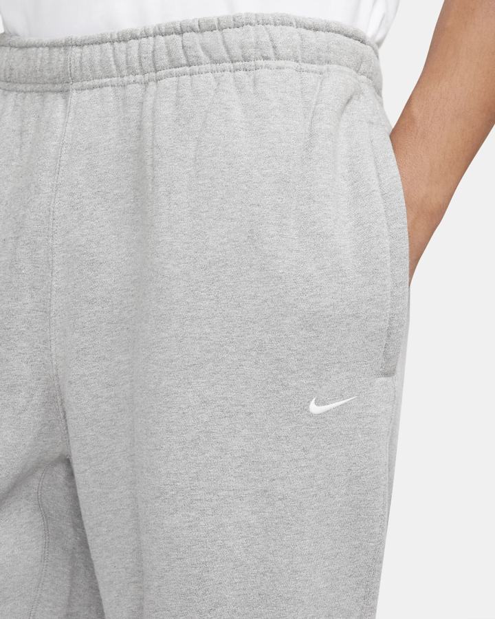 Pantalones Nike Solo Swoosh Fleece Hombre Gris Oscuro Blancas | FXHMZ-7651