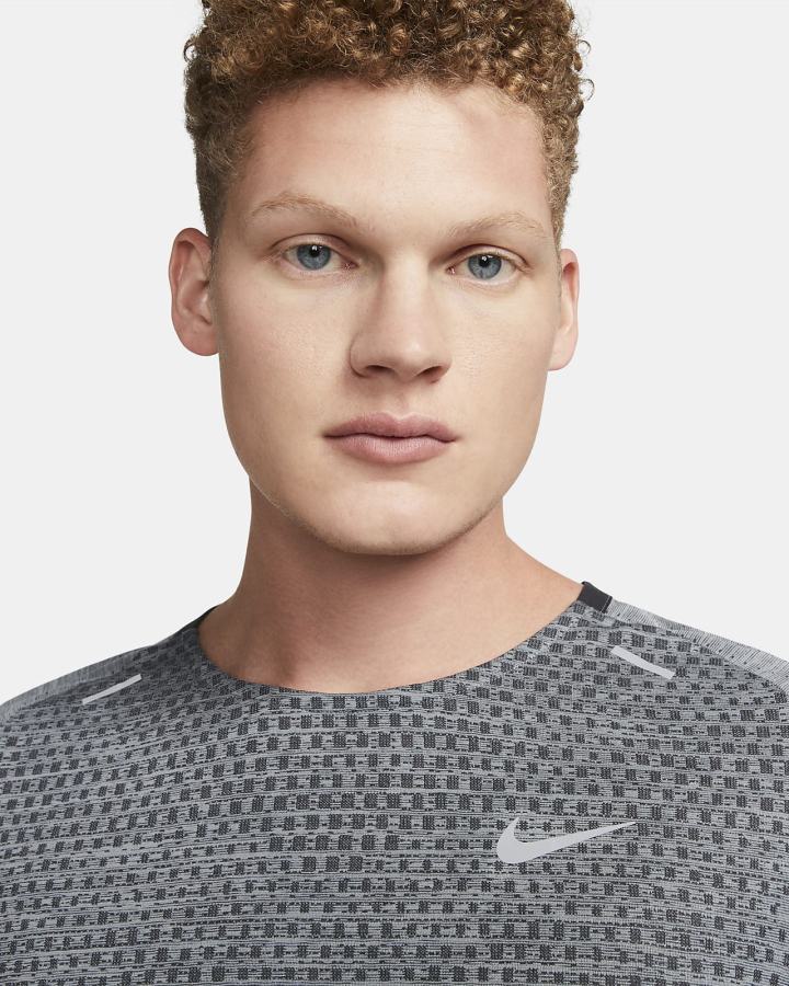 Top Running Nike Dri-FIT ADV Techknit Ultra Long-Sleeve Hombre Negras Gris | DCPRW-2403
