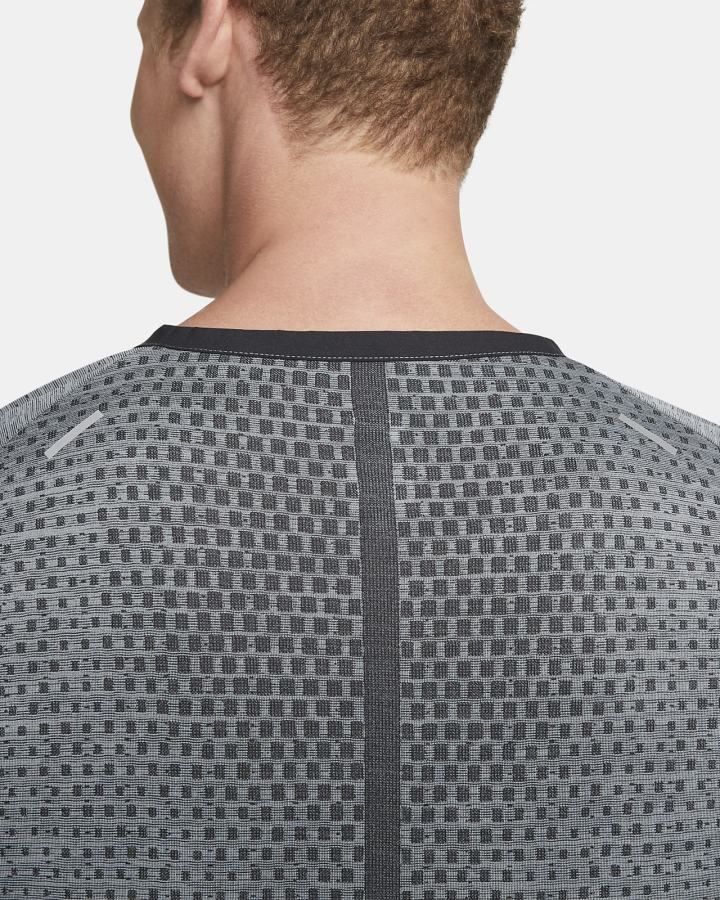 Top Running Nike Dri-FIT ADV Techknit Ultra Long-Sleeve Hombre Negras Gris | DCPRW-2403