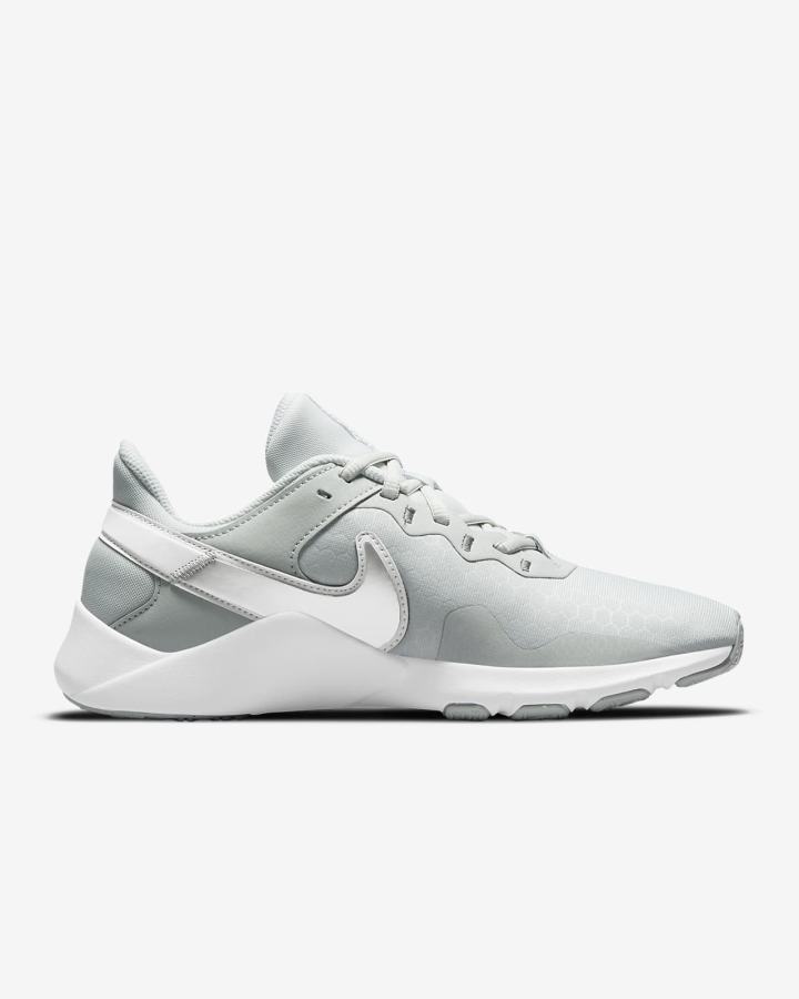 Zapatillas Deportivos Nike Legend Essential 2 Mujer Blancas Gris Metal Plateadas | LGWPC-6794