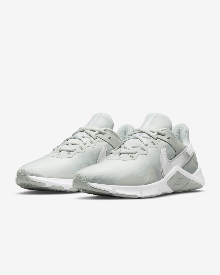 Zapatillas Deportivos Nike Legend Essential 2 Mujer Blancas Gris Metal Plateadas | LGWPC-6794
