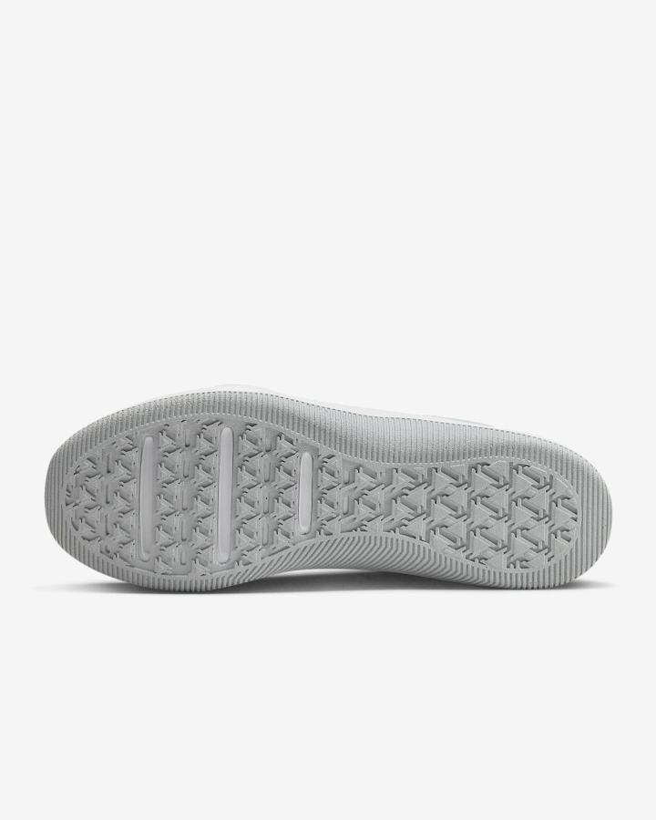 Zapatillas Deportivos Nike MC Trainer 2 Mujer Plateadas Blancas Gris Metal Plateadas | RGHMA-9032