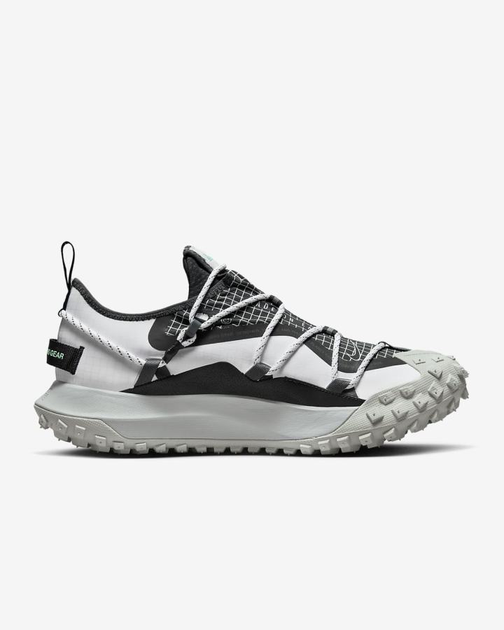 Zapatillas Nike ACG Mountain Fly Low SE Hombre Blancas Gris Oscuro Negras | VHLOC-1693