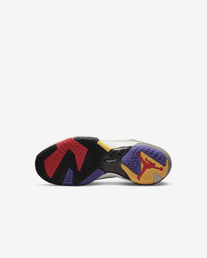 Zapatillas Nike Air Jordan XXXVII Kids Niña Beige Claro Negras Rojas | JTFVZ-7164