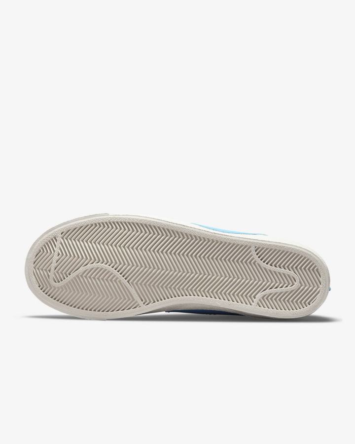 Zapatillas Nike Blazer Low '77 Jumbo Mujer Blancas Azules Doradas | ZEGJX-3981
