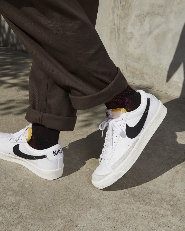 Zapatillas Nike Blazer Low '77 Vintage Hombre Blancas Negras | BNRVU-5718