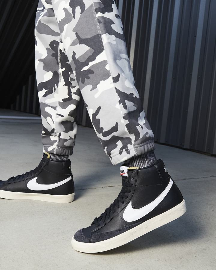 Zapatillas Nike Blazer Mid '77 Vintage Hombre Negras | TQHYZ-5893