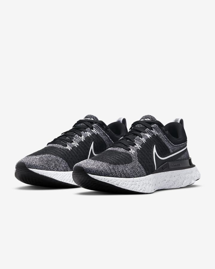 Zapatillas Nike React Infinity Run FK 2 Be True Hombre Blancas Negras | FVRBM-1576