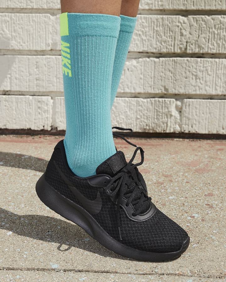 Zapatillas Nike Tanjun Mujer Negras | APNXO-7564