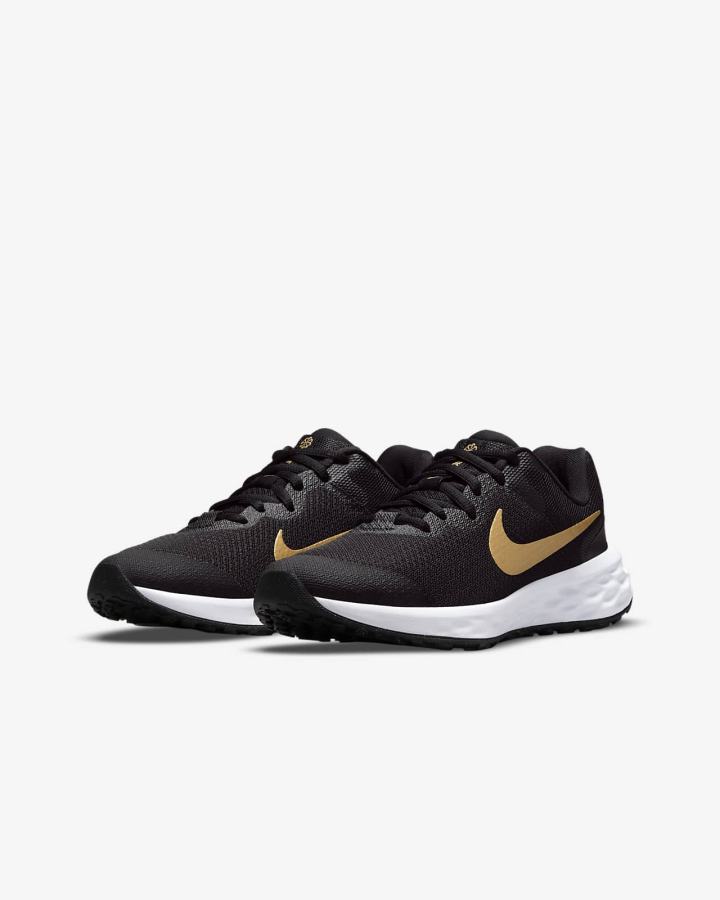 Zapatillas Running Nike Revolution 6 Kids Road Niño Negras Blancas Metal Doradas | AEGHN-1293