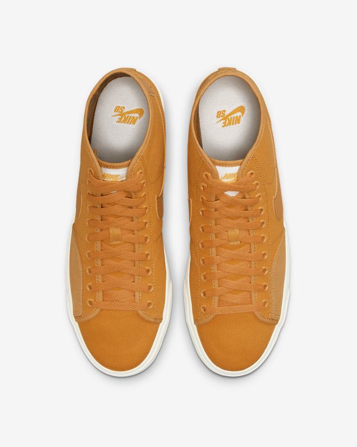 Zapatillas Skate Nike SB BLZR Court Mid Premium Hombre Amarillo Oscuro | DEKBZ-8412