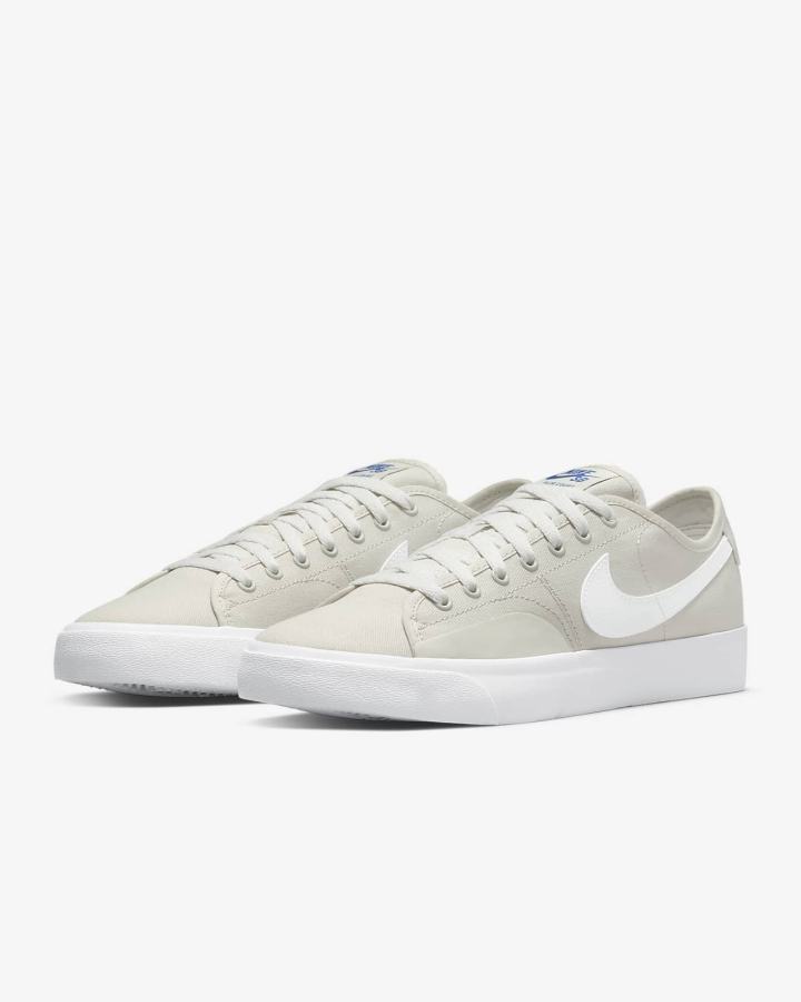 Zapatillas Skate Nike SB BLZR Court Mujer Beige Claro Azules Blancas | RJLNF-5827