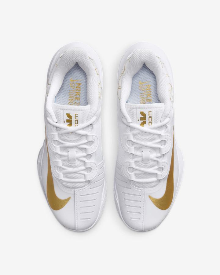 Zapatos de Tenis Nike Court Air Zoom GP Turbo Naomi Osaka Hard Court Mujer Blancas Metal Doradas | KGDXB-8306