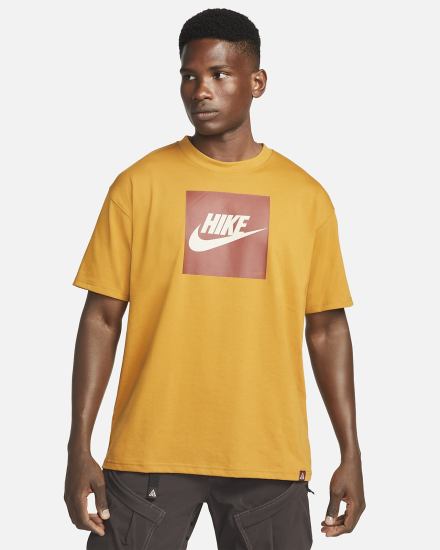 Camiseta Nike ACG "Hike Box" Hombre Doradas | WCNYR-6025