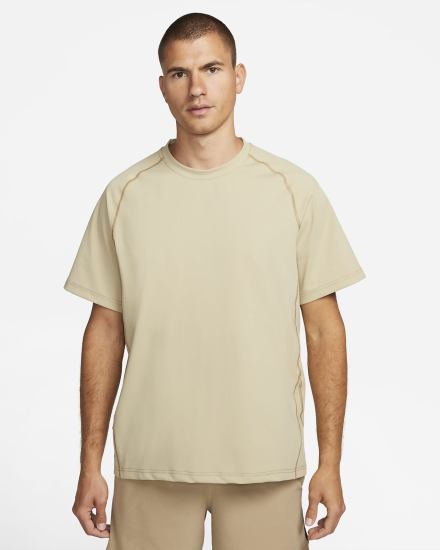 Camiseta Nike Dri-FIT ADV A.P.S. Short-Sleeve Fitness Top Hombre Beige | SHRDM-1087