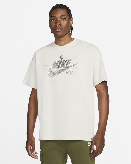Camiseta Nike Sportswear Hombre Beige Claro | NABDZ-7298