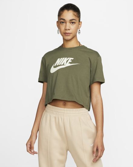 Camiseta Nike Sportswear (Plus Size) Mujer Verde Oliva Blancas | HMNRP-2946